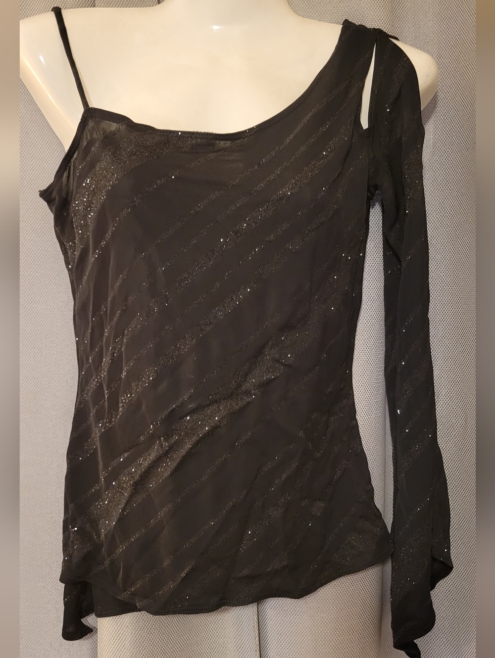 Forever 21 Black One-Shoulder Glitter Stripe Top